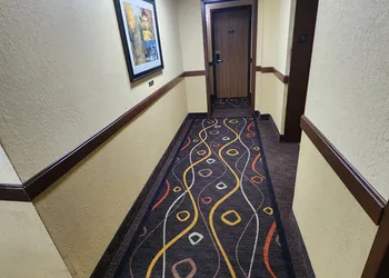 Katahdin Inn & Suites hotel thumbnail 8