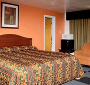 Cardinal Inn hotel detail image 5