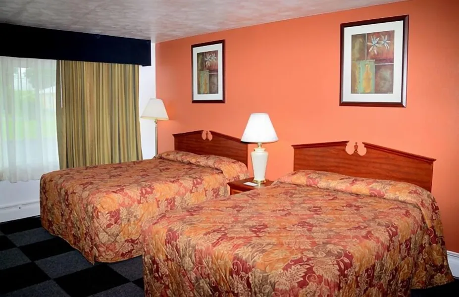 Cardinal Inn hotel detail image 6