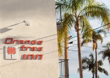Orange Tree Inn hotel thumbnail 4