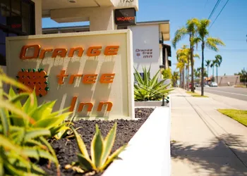 Orange Tree Inn hotel thumbnail 8