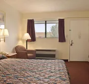 Days Inn by Wyndham Plainfield hotel detail image 7