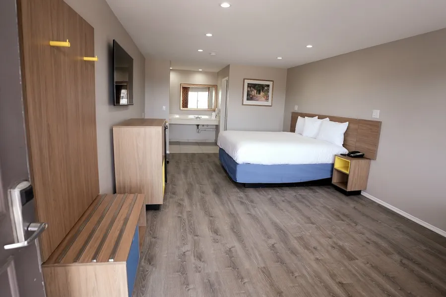 Days Inn by Wyndham Hemet hotel detail image 6