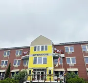 Camden Riverhouse Hotel hotel detail image 4