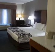 Crossroads Inn And Suites hotel detail image 3