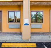 Econo Lodge Atlanta Airport East hotel detail image 3