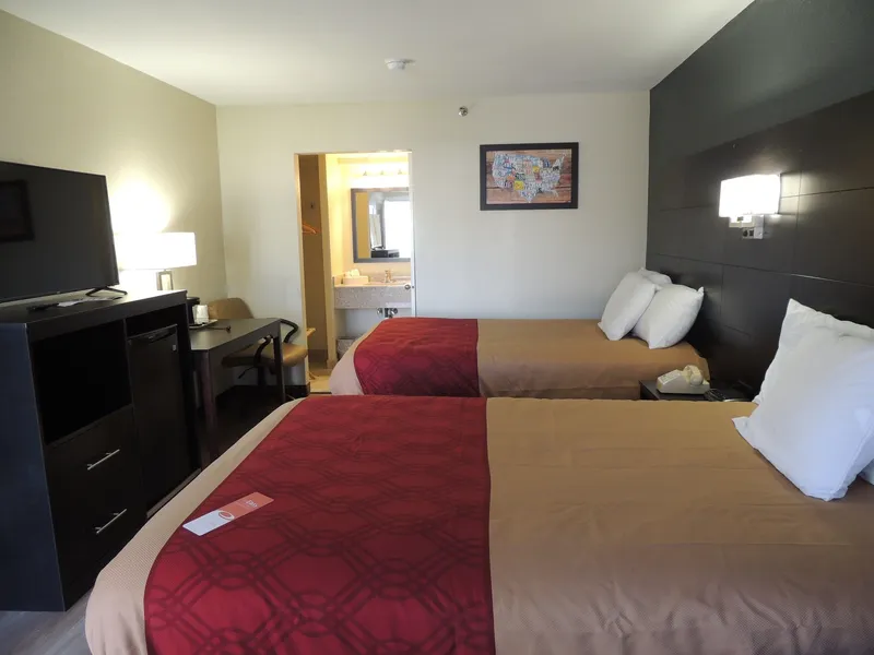 Econo Lodge Freeport - Brunswick Area hotel detail image 6