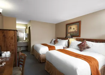 Maligne Lodge hotel thumbnail 7