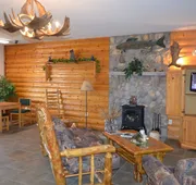 Booneslick Lodge of Neosho hotel detail image 3