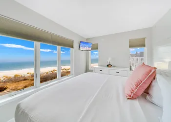 Montreal Beach Resort hotel thumbnail 7