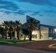 Super 8 by Wyndham New Braunfels I-35 hotel detail image 3
