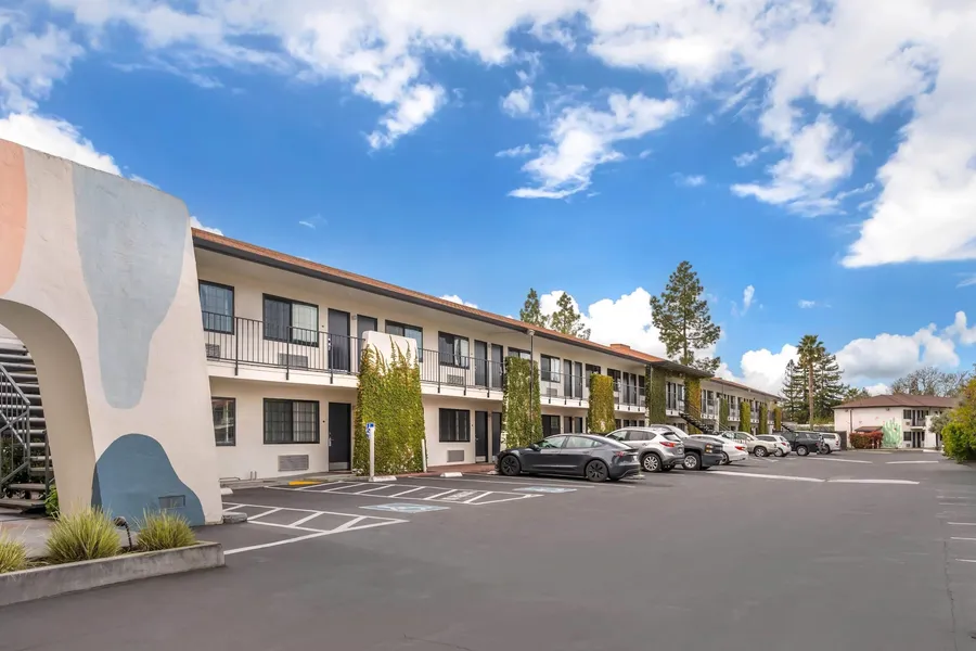The Sandman Santa Rosa Sonoma, an Ascend Collection Hotel hotel detail image 6
