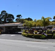 Padre Oaks hotel detail image 3