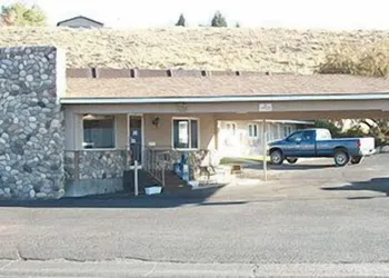 A Wyoming Inn hotel thumbnail 3