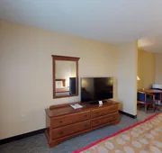 Ramada by Wyndham Strasburg/Shenandoah Valley hotel detail image 3