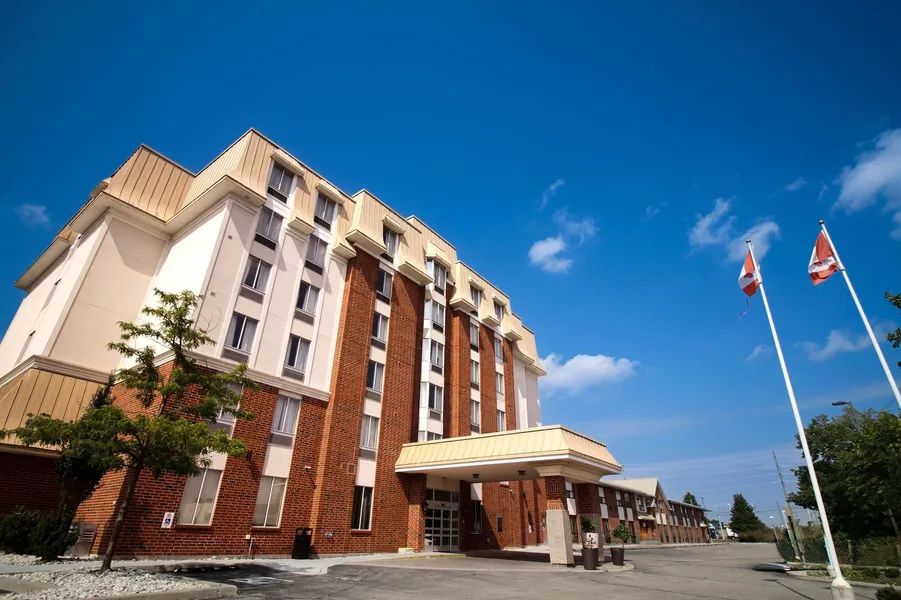 Waterloo Suites Hotel, Trademark Collection by Wyndham hotel detail image 2