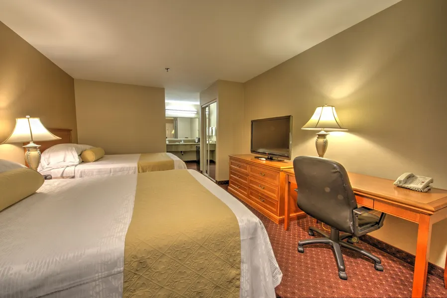 Burbank Inn and Suites hotel detail image 6