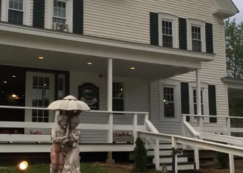 Merrill Farm Inn hotel thumbnail 4