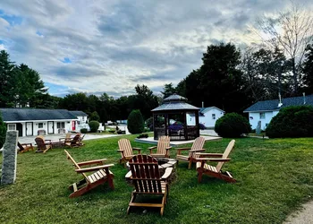 Merrill Farm Inn hotel thumbnail 8