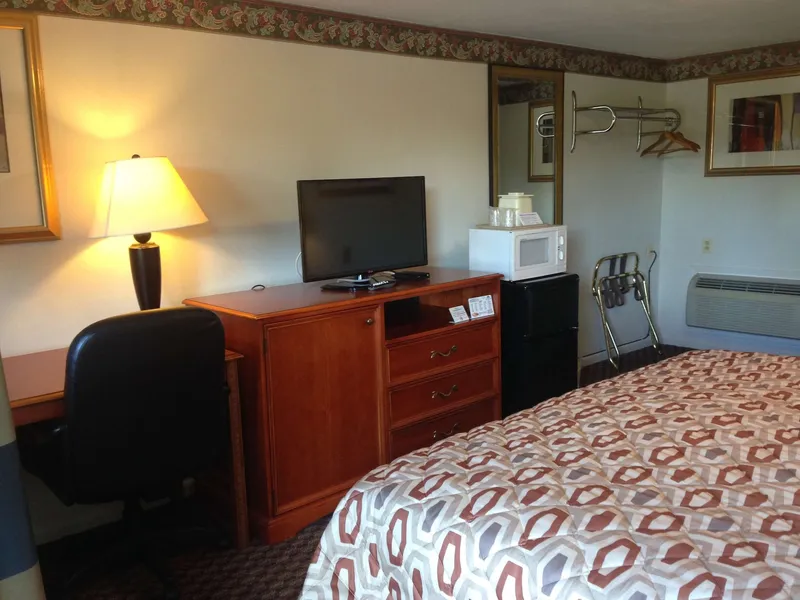 Americas Best Value Inn Palmyra Hershey hotel detail image 6