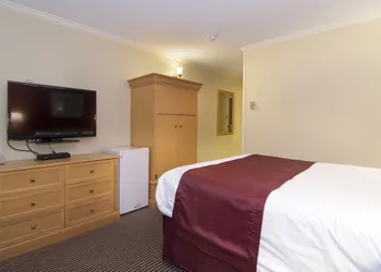 Valley Inn Shakopee hotel thumbnail 7