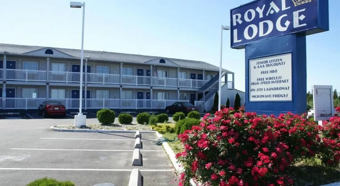 Royal Lodge hotel detail image 6