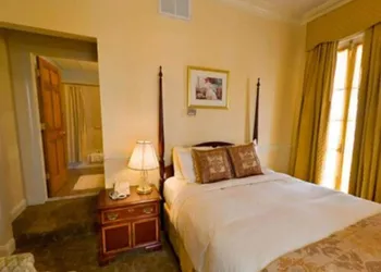 Hotel Alcott hotel thumbnail 6