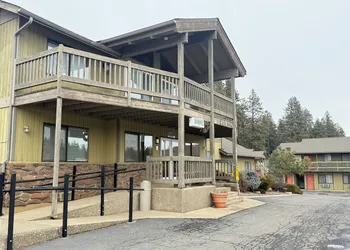 Stewart Lodge hotel thumbnail 2