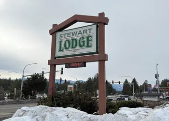Stewart Lodge hotel thumbnail 3