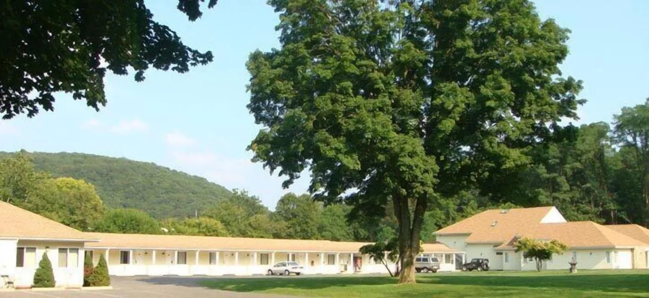 Rocky River Inn hotel detail image 2