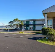 Waldport Bayfront Hotel and Restaurant hotel detail image 5