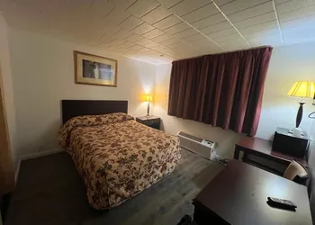 Budget Inn hotel thumbnail 3