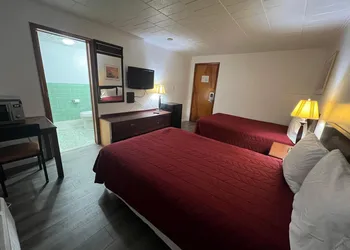 Budget Inn hotel thumbnail 4
