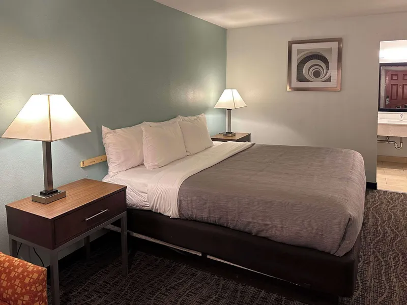 Quality Inn Fairfield Napa Valley Area hotel detail image 2