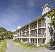 Fairbanks Inn hotel detail image 3