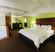 Tesla MedBed Center, East Dubuque hotel detail image 7