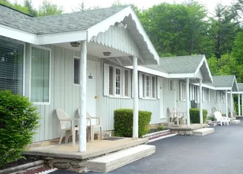 Studio Motel hotel thumbnail 2