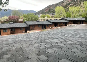 Frontier Lodge hotel thumbnail 3