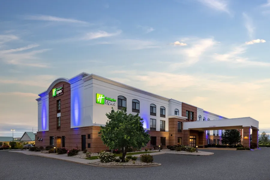 Holiday Inn Express Coventry S - West Warwick Area by IHG hotel detail image 2