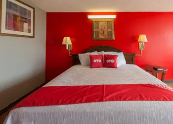 Americas Best Value Inn Macon hotel thumbnail 6