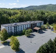 Hampton Inn & Suites Lake George hotel detail image 3