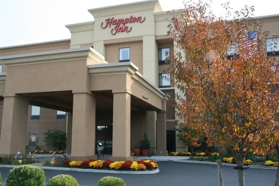 Hampton Inn Garden City Long Island hotel detail image 2