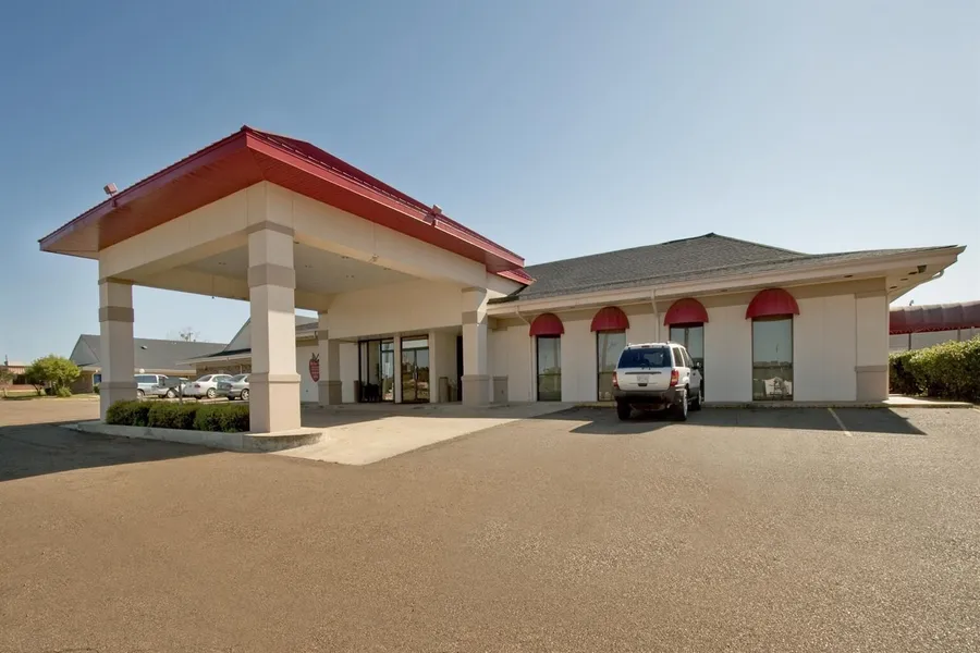 Americas Best Value Inn Forest hotel detail image 2