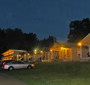 Half Moon Motel & Cottages hotel detail image 3