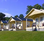 Half Moon Motel & Cottages hotel detail image 5