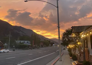 Yosemite Gateway Motel hotel thumbnail 5
