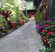 Chalet Kilauea hotel detail image 7
