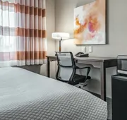 La Quinta Inn & Suites by Wyndham Seattle Federal Way hotel detail image 7
