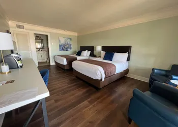The Bayfront Inn hotel thumbnail 6