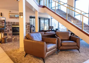 Express Suites Riverport Inn & Suites hotel thumbnail 5